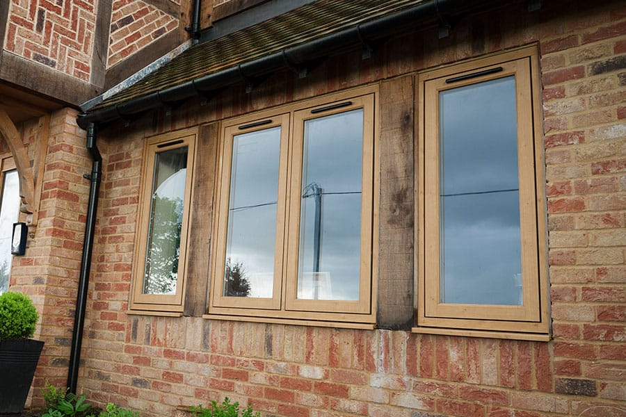 Oak-effect-flush-sash-window-2-5