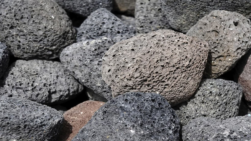 ostovarsazan.com-Familiarity-with-mineral-pumice