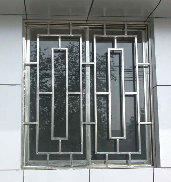 9656b5af6a2513f48a5eb8bb79858d4c-window-bars-modern-windows