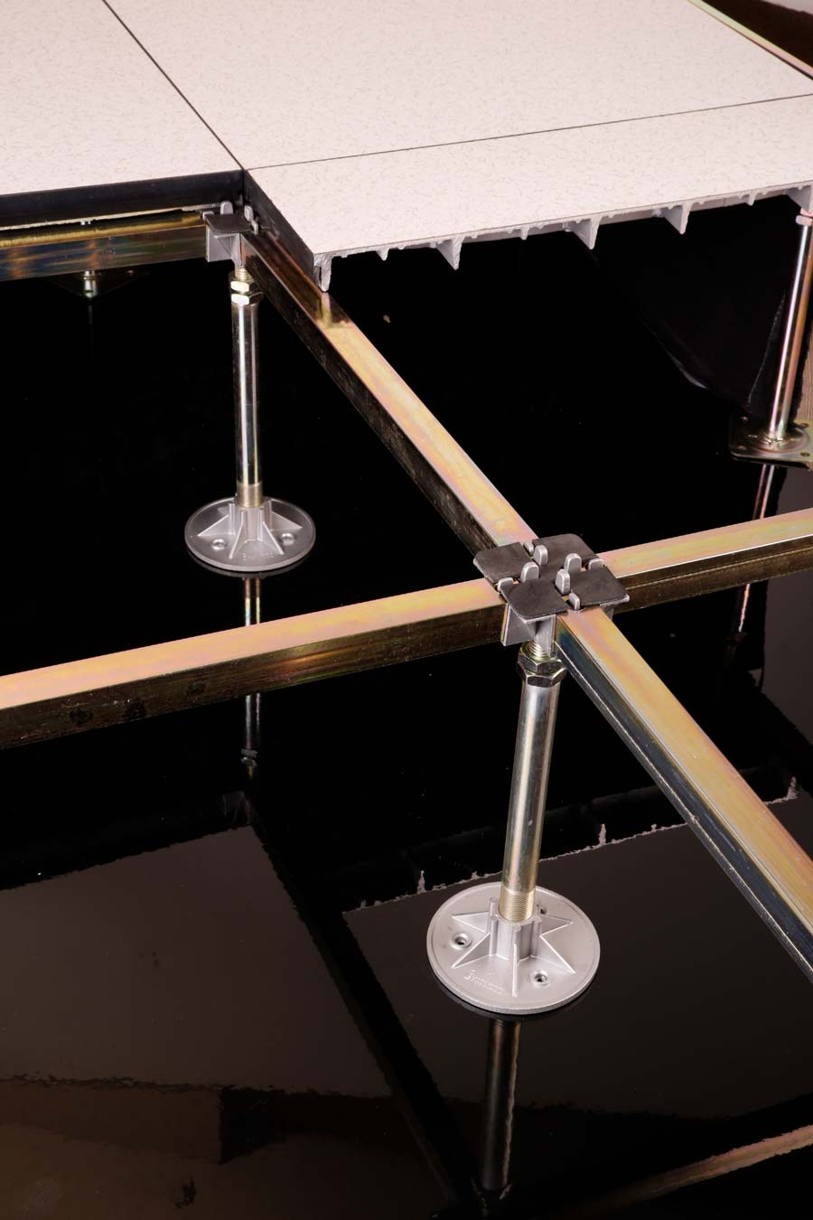 aluminum-access-floor-4