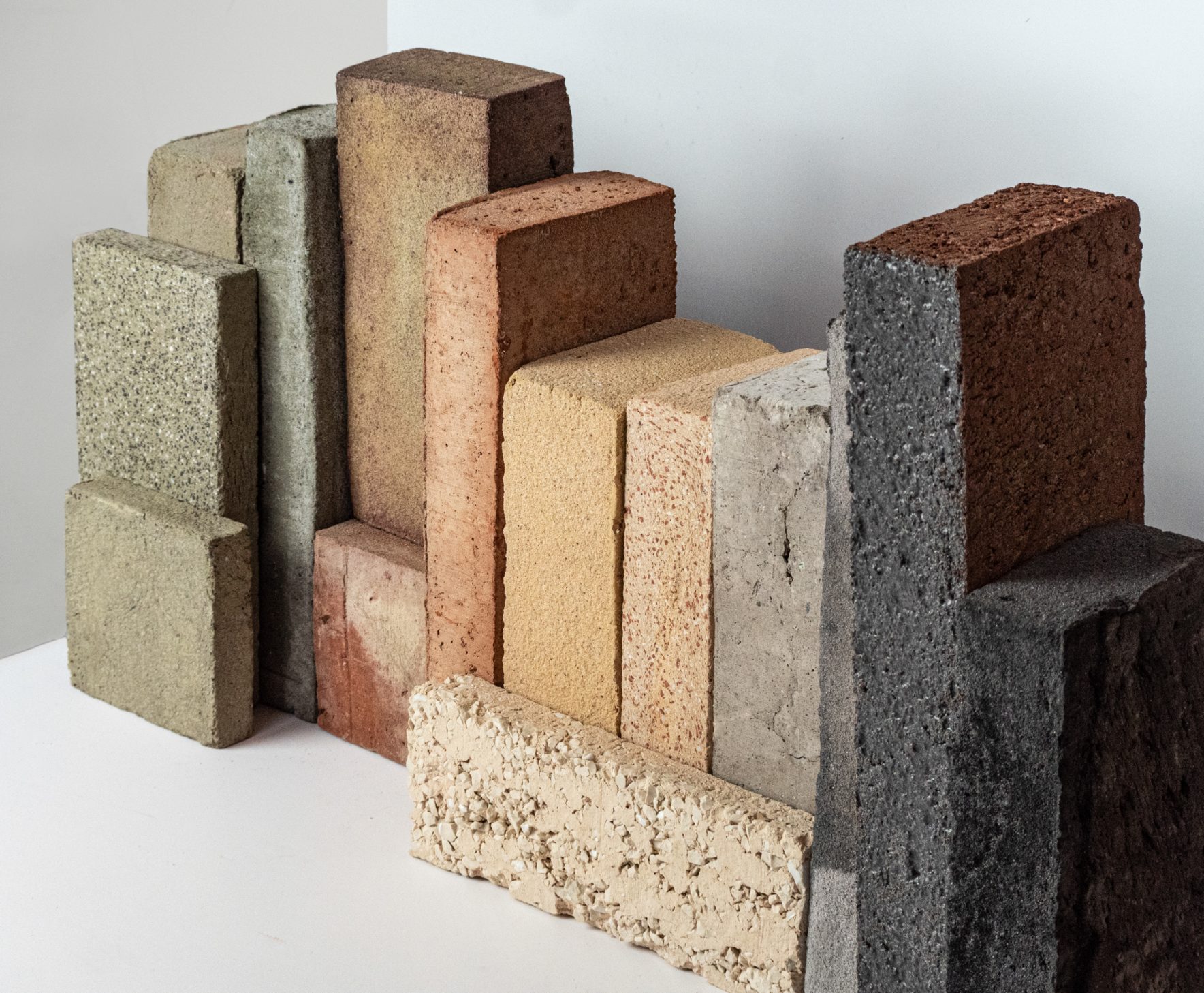 stonecycling-bespoke-wastebasedbricks-colours-4-1768×1457-8