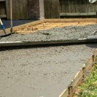 Paving-the-yard-with-concrete