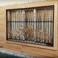 window-guard-iron-fence-wrought-iron-qh-1024×768-1