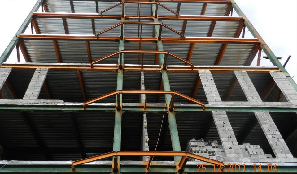 steel-deck-roofing-what-is-it-4-960×720-2